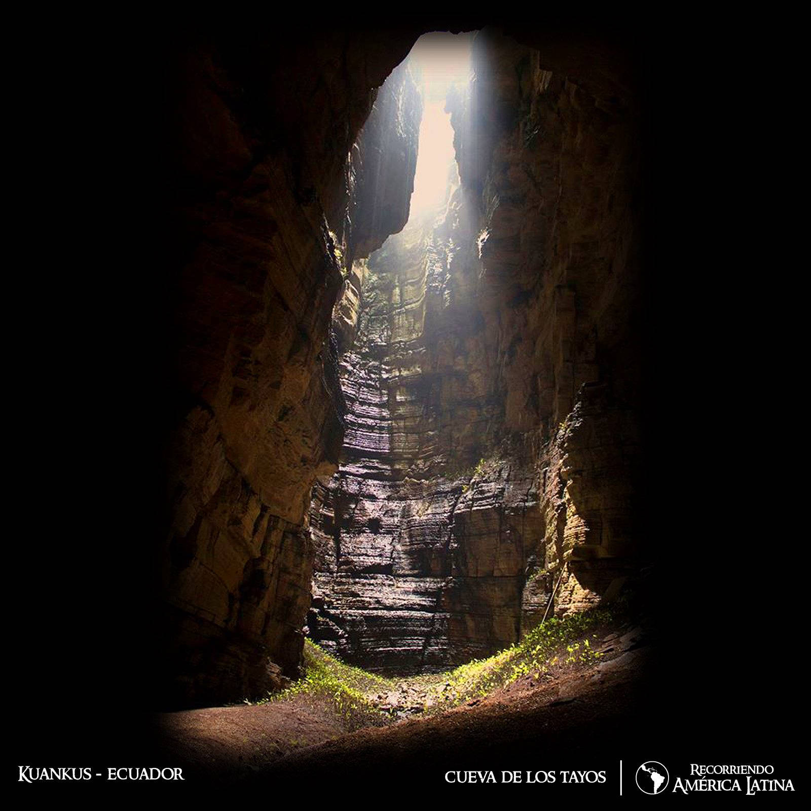 Cueva de los Tayos - Petronio Dueñas