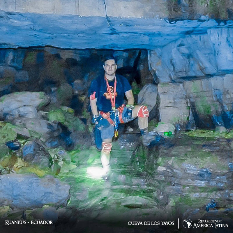 Cueva de los Tayos - Petronio Dueñas